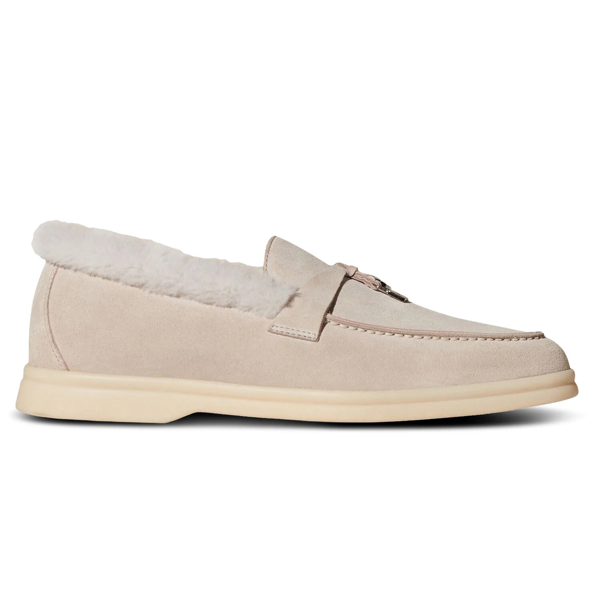 loro-piana-summer-charms-walk-