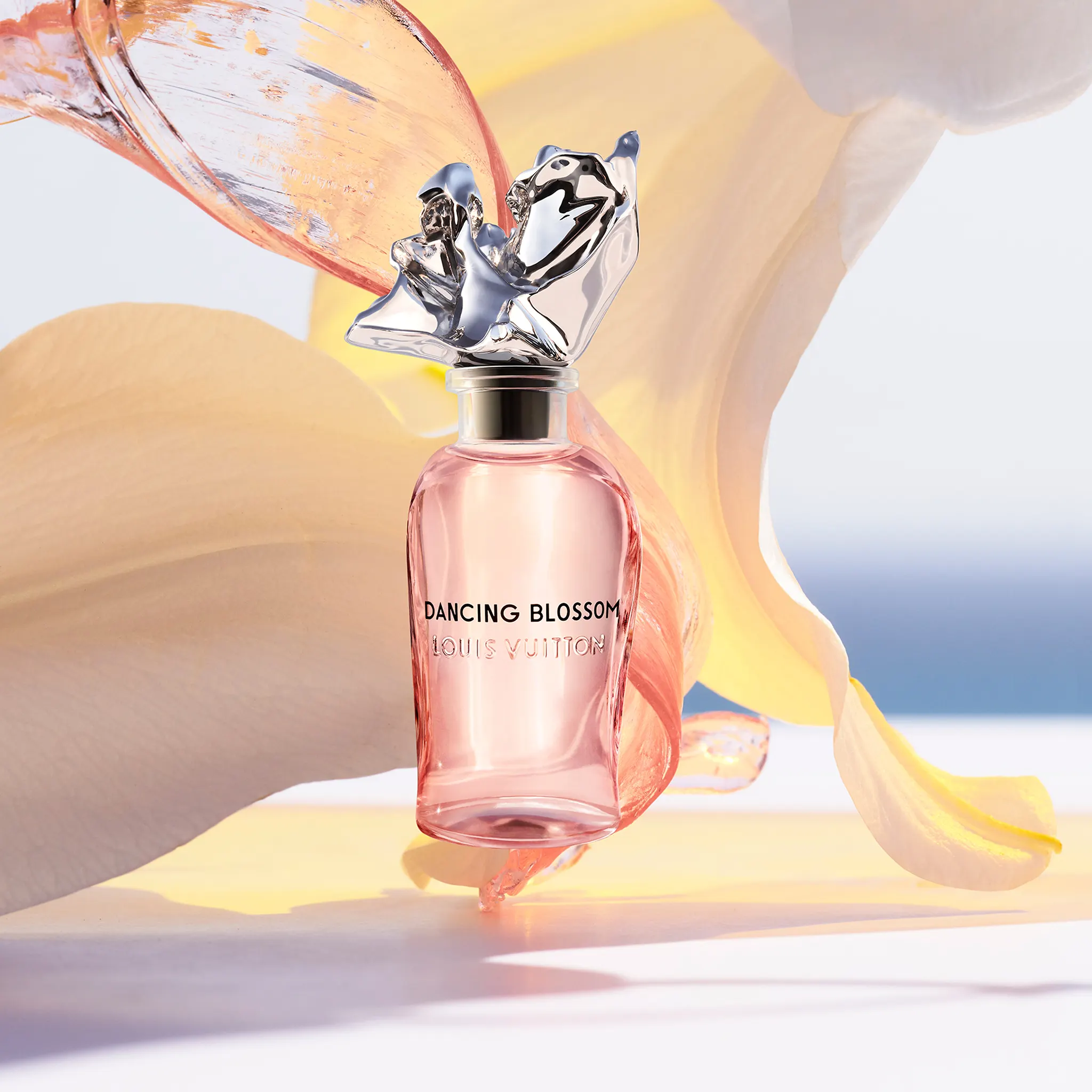 Front With Box View of Louis Vuitton Dancing Blossom Parfum 100ml NVPROD3230005V