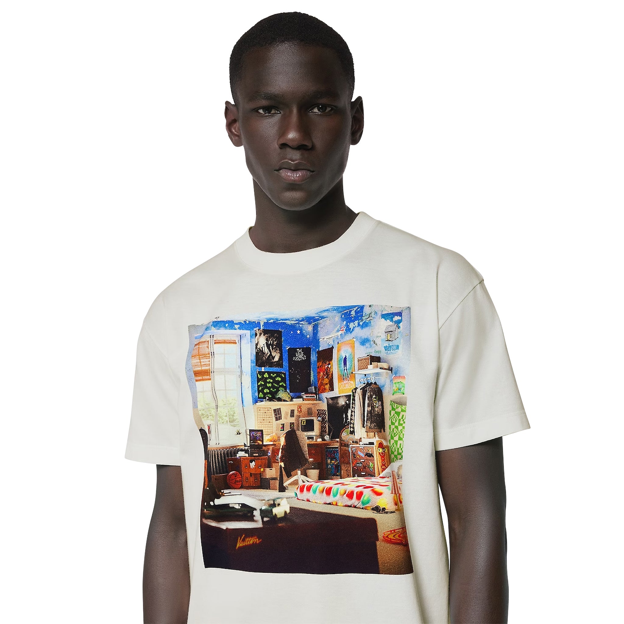 Front model view of Louis Vuitton LV Teen bedroom White T Shirt 1ABY43