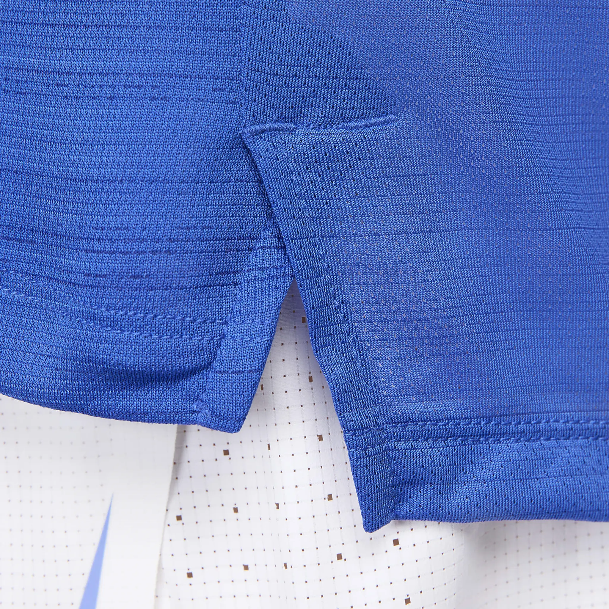 Detail view of Nike Dri-FIT 1.0 Blue Miler Running T Shirt AJ7565-480