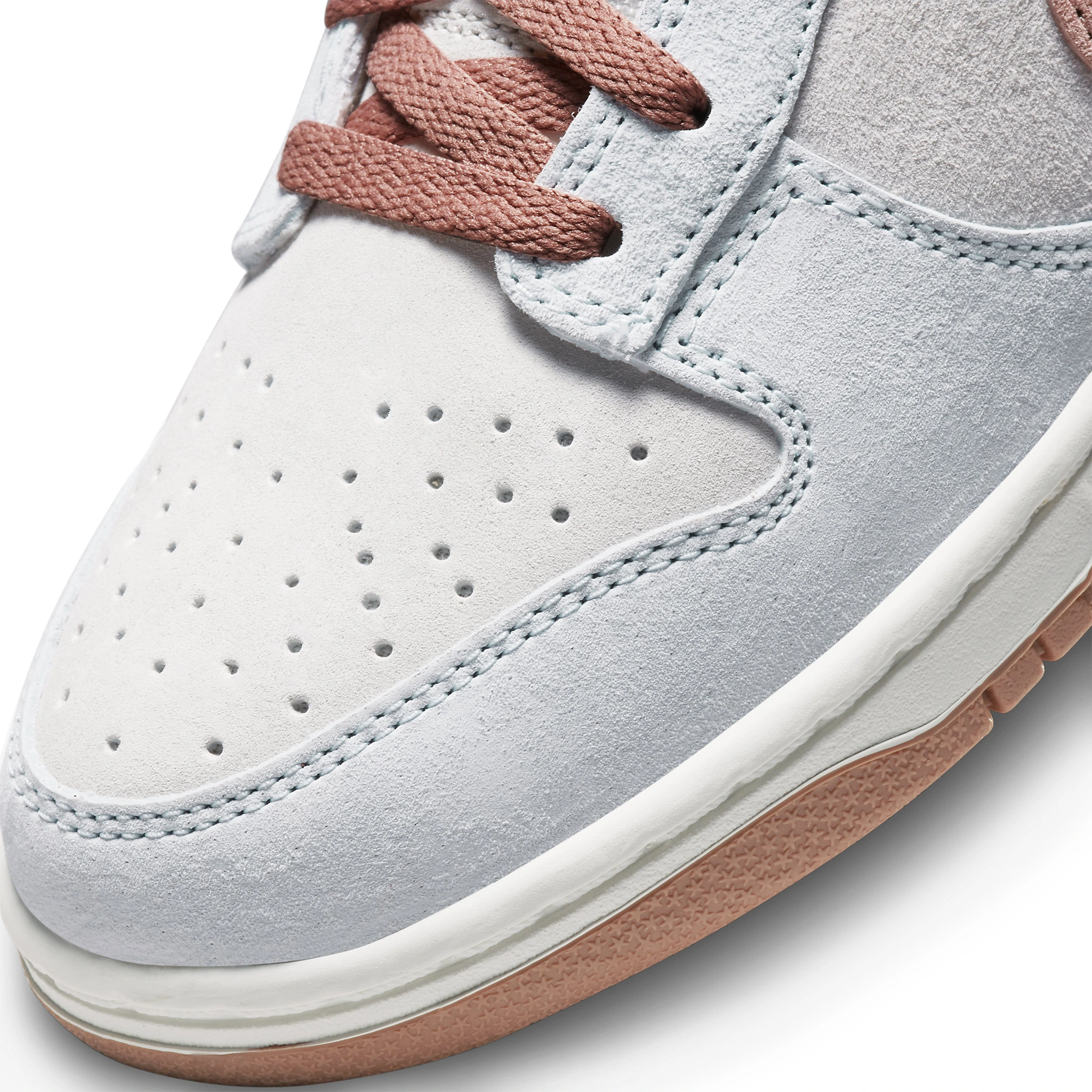 Toe box view of Nike Dunk Low Fossil Rose DH7577-001