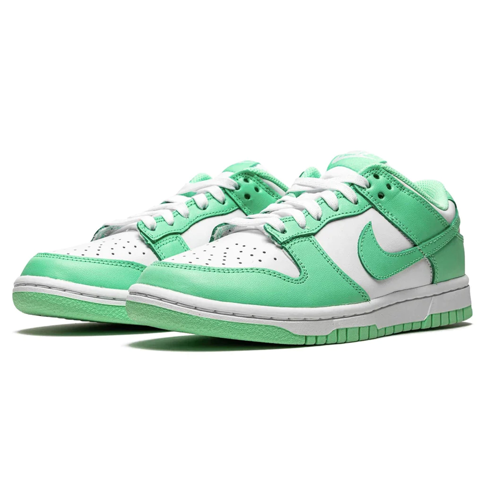 Front side view of Nike Dunk Low Green Glow (W) DD1503-105