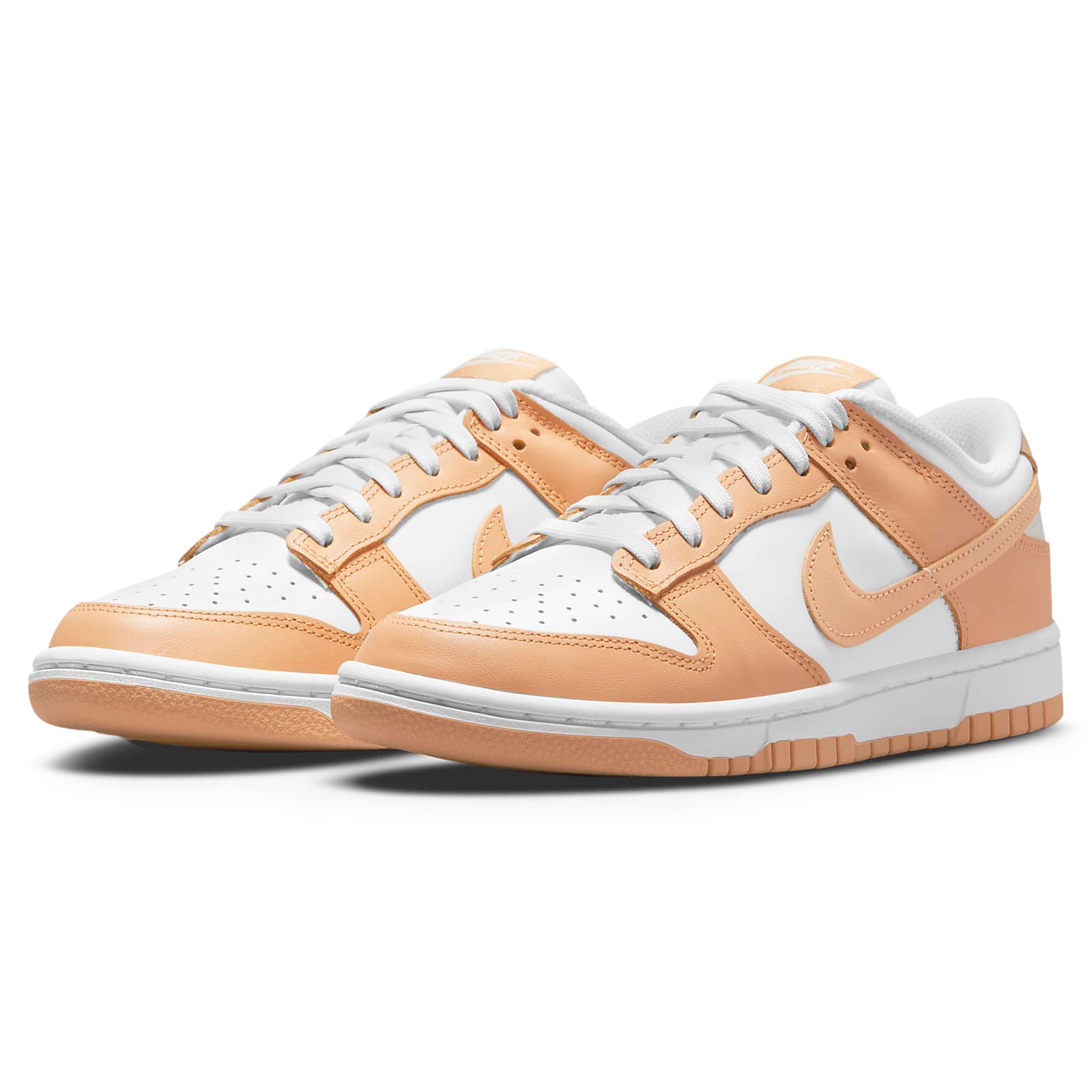 Front side view of Nike Dunk Low Harvest Moon (W) DD1503-114