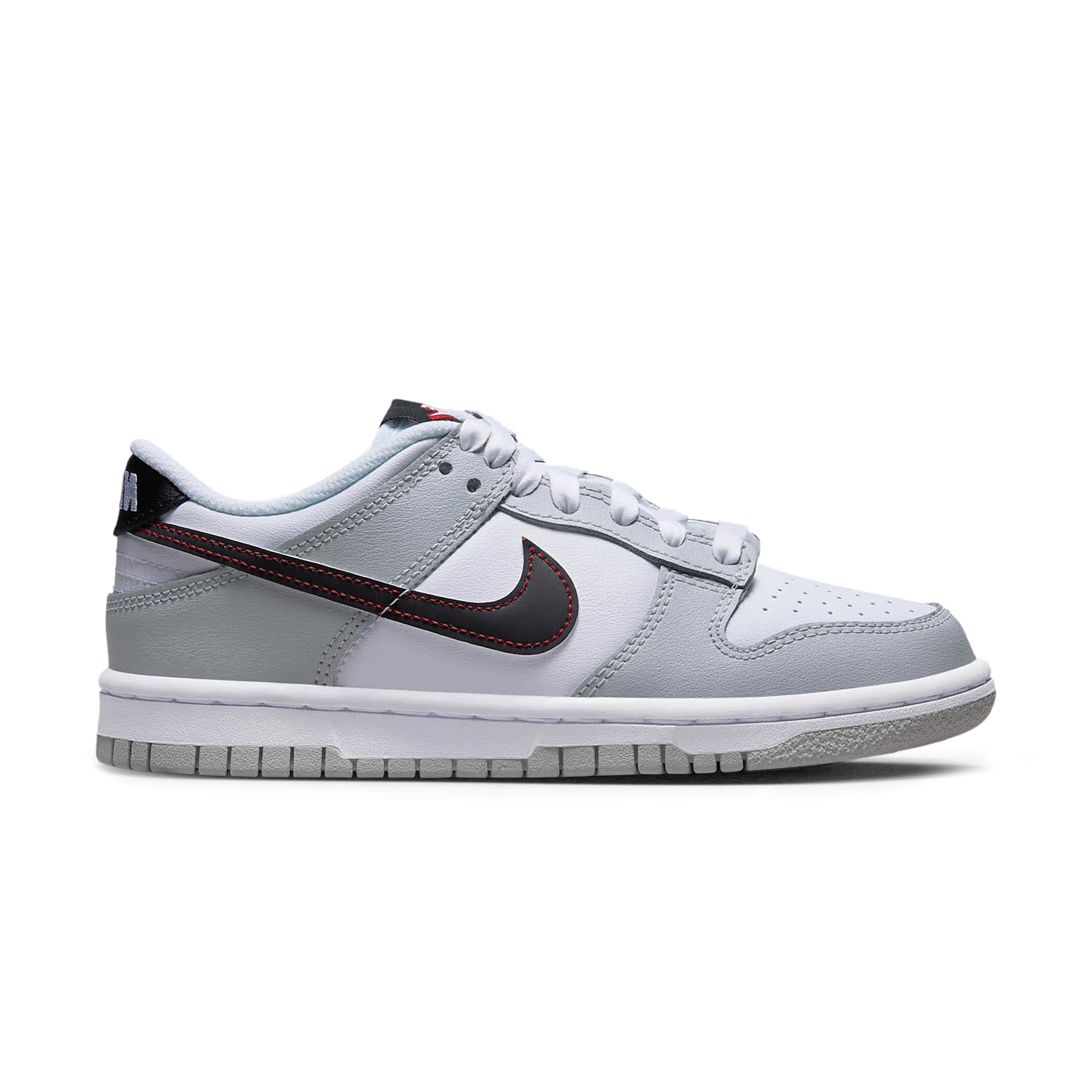 Side view of Nike Dunk Low Jackpot (GS) DQ0380-001