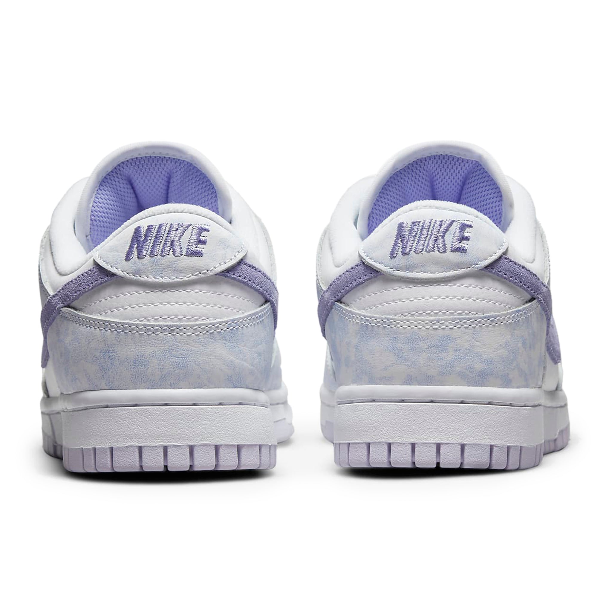 Heel view of Nike Dunk Low Purple Pulse DM9467-500