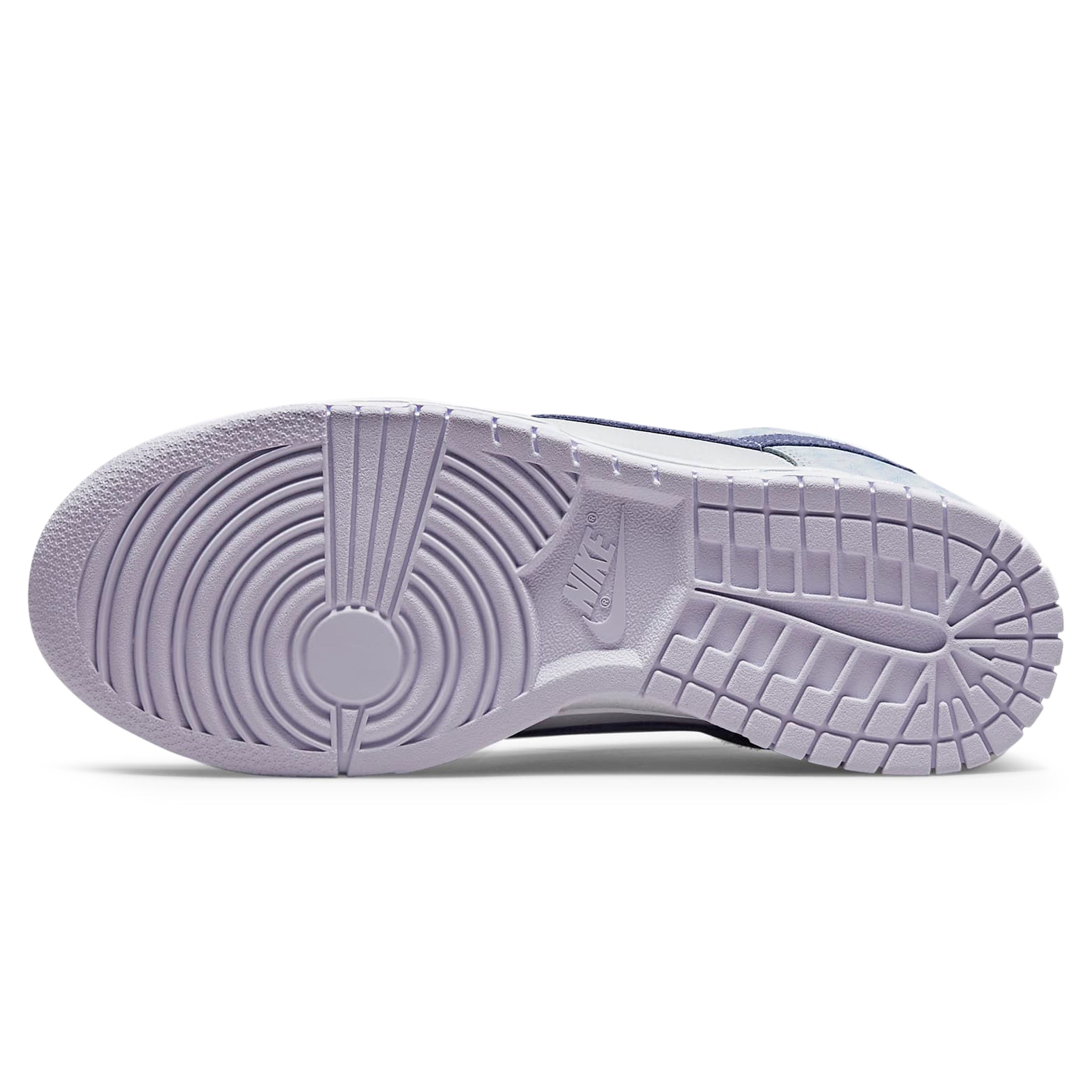 Sole view of Nike Dunk Low Purple Pulse DM9467-500