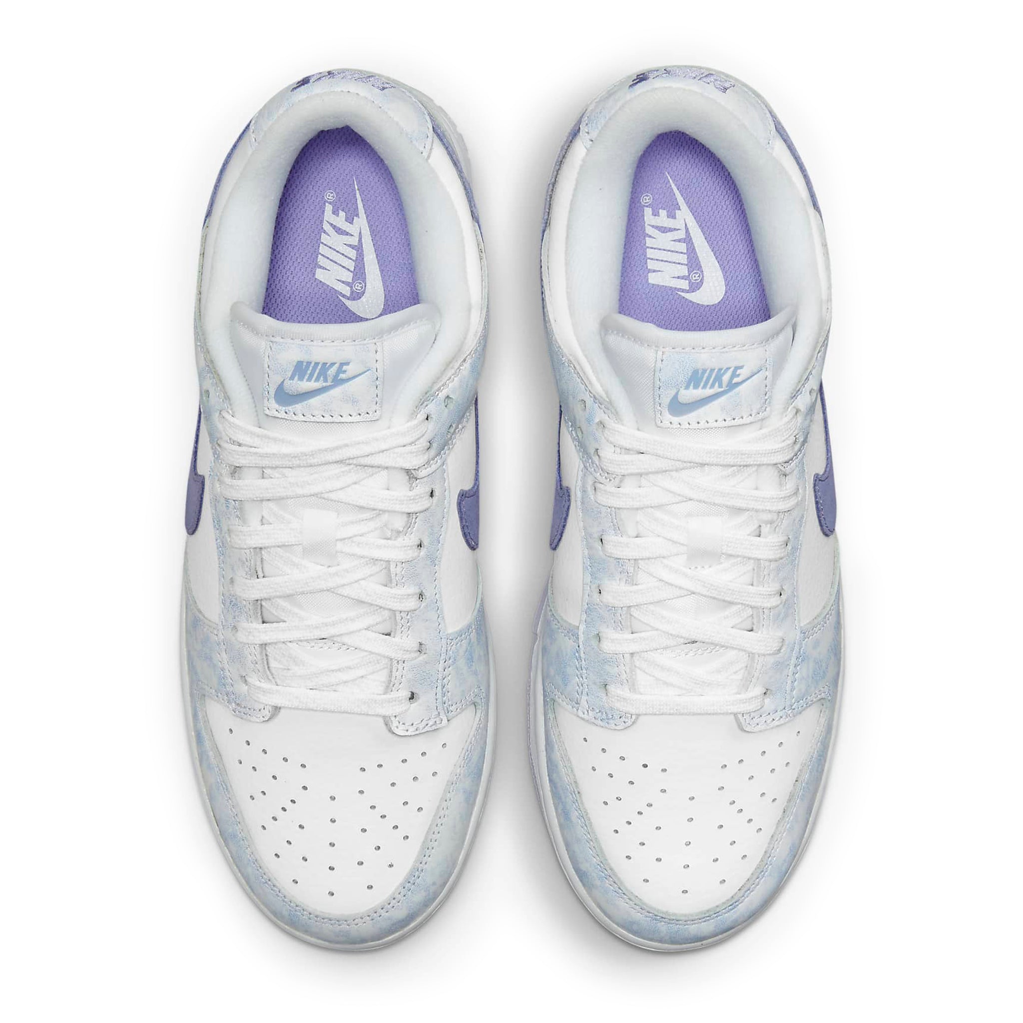 Top down view of Nike Dunk Low Purple Pulse DM9467-500