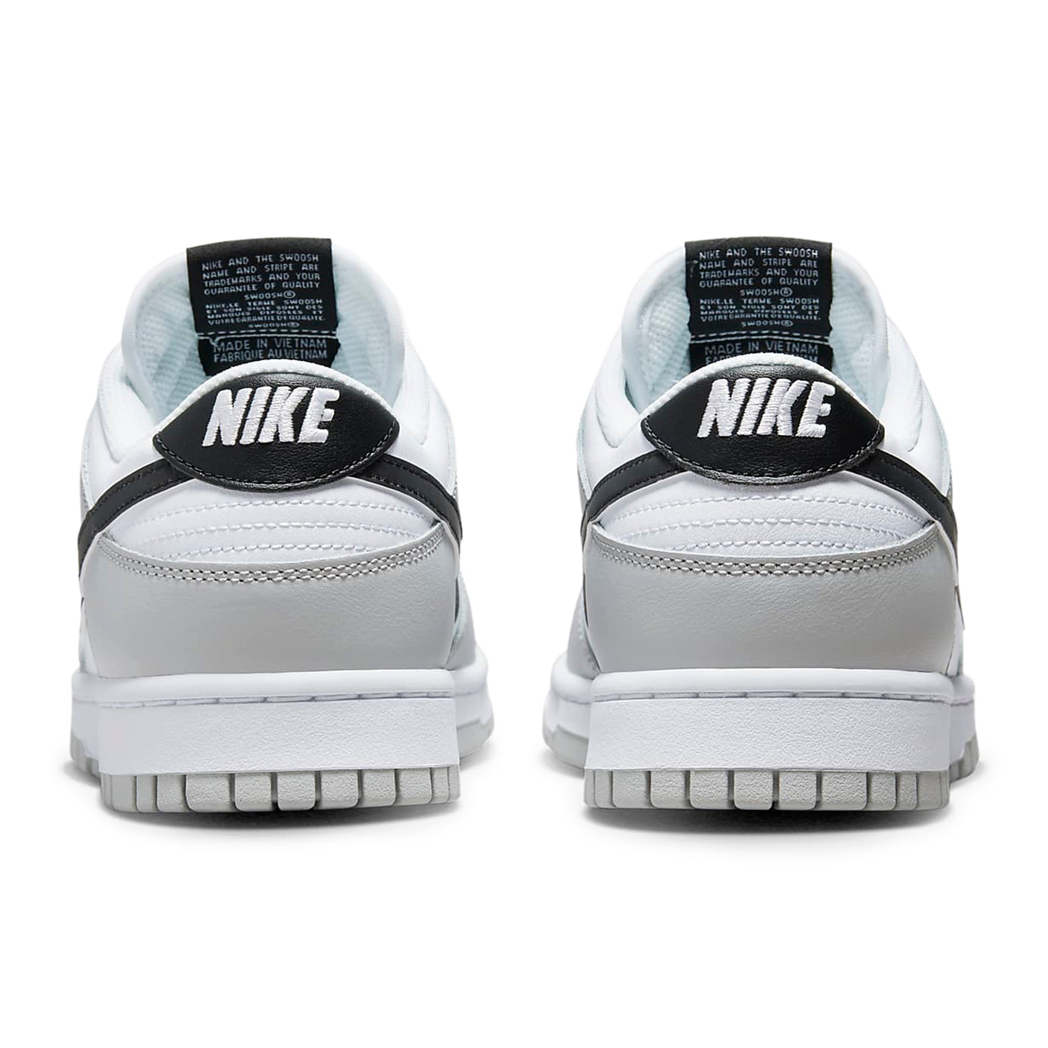Heel view of Nike Dunk Low SE Jackpot DR9654-001