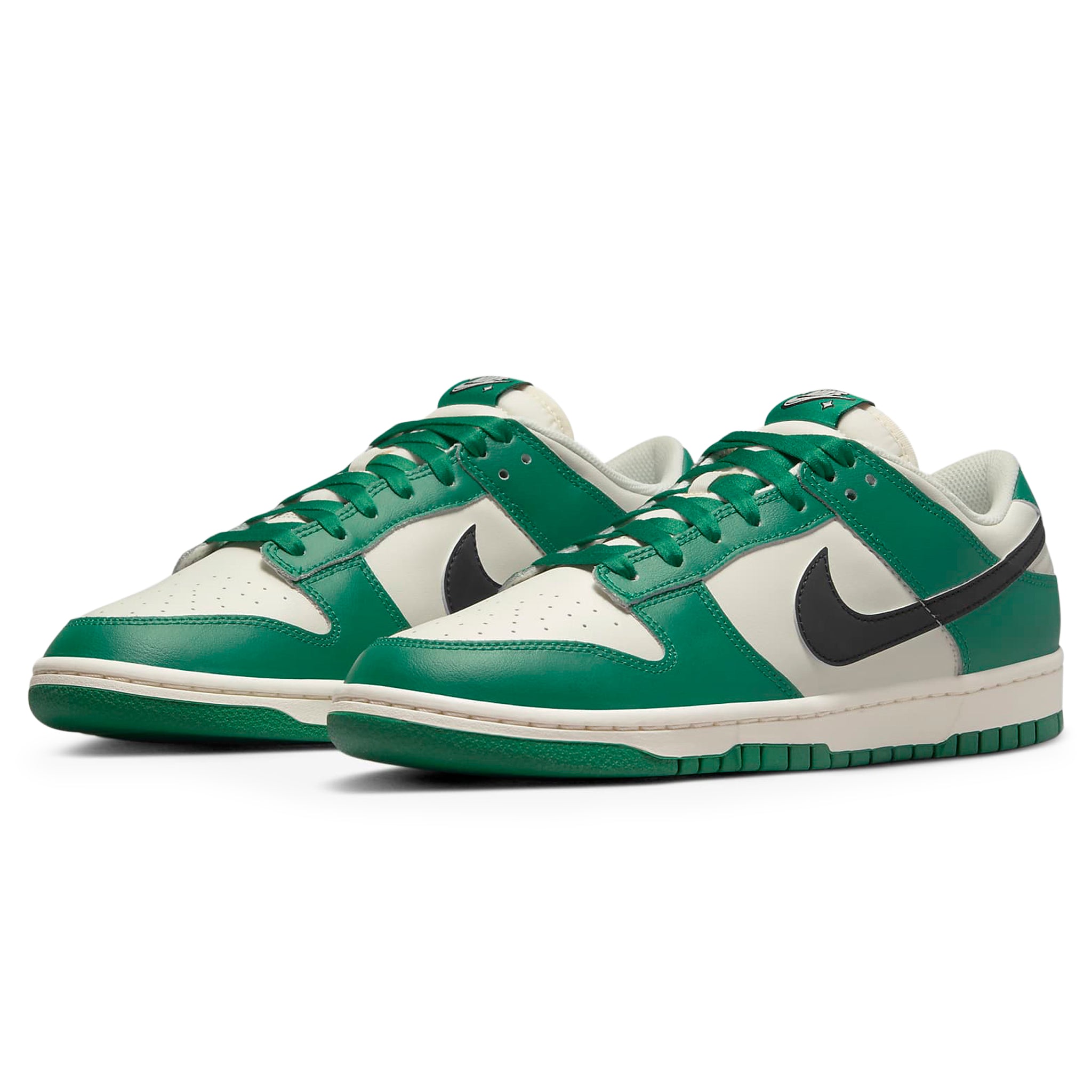 Front side view of Nike Dunk Low SE Lottery Pack Malachite Green DR9654-100