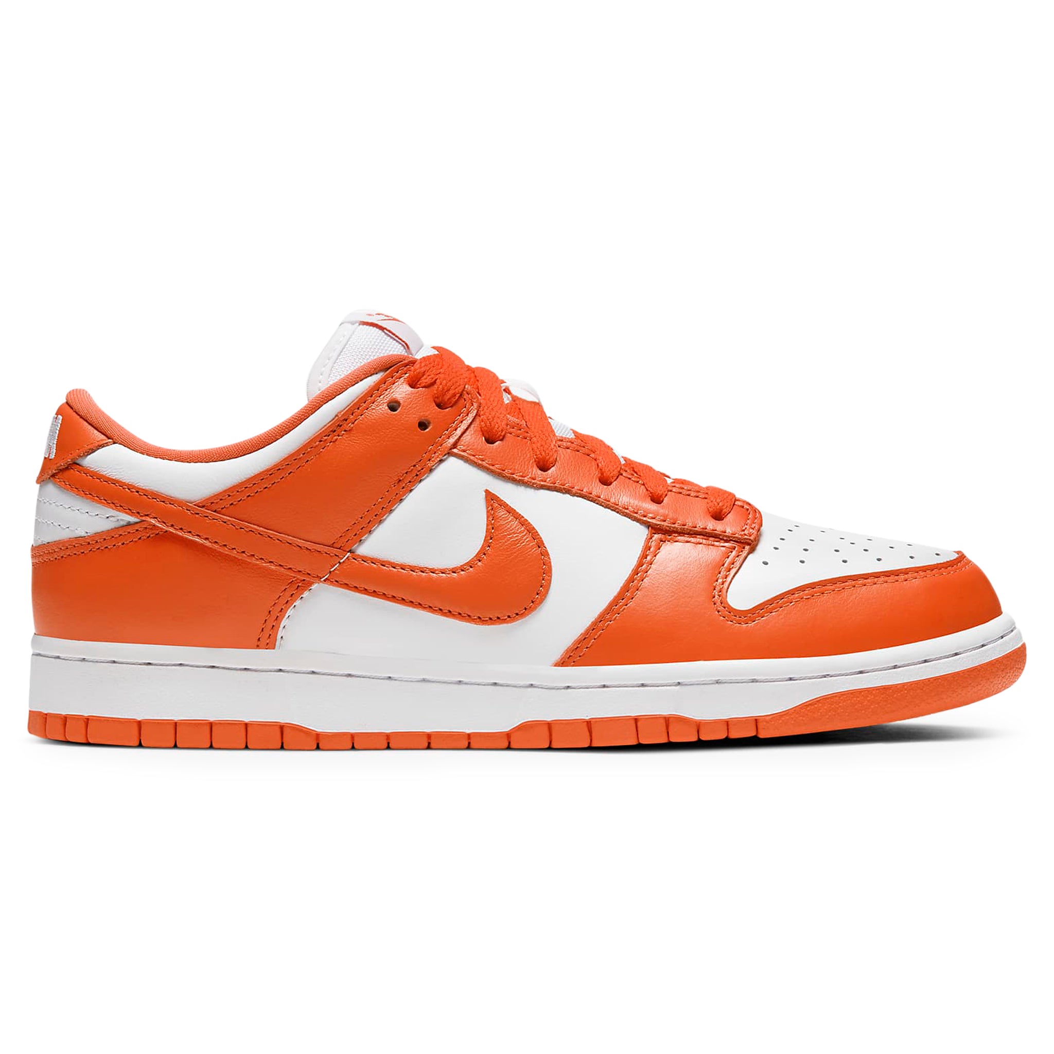 Side view of Nike Dunk Low Syracuse (2020/2022) CU1726-101