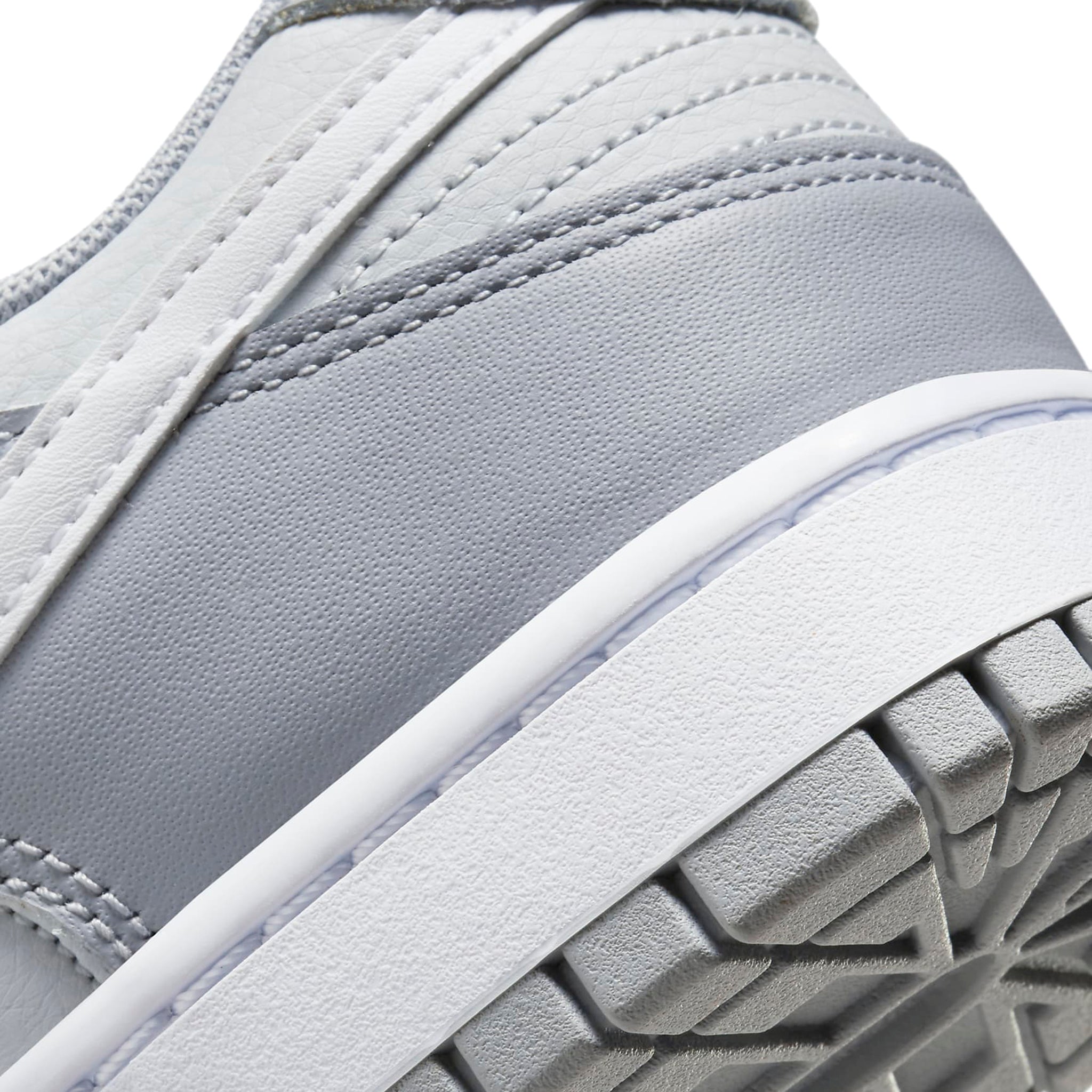 Back view of Nike Dunk Low Two Tone Grey DJ6188-001