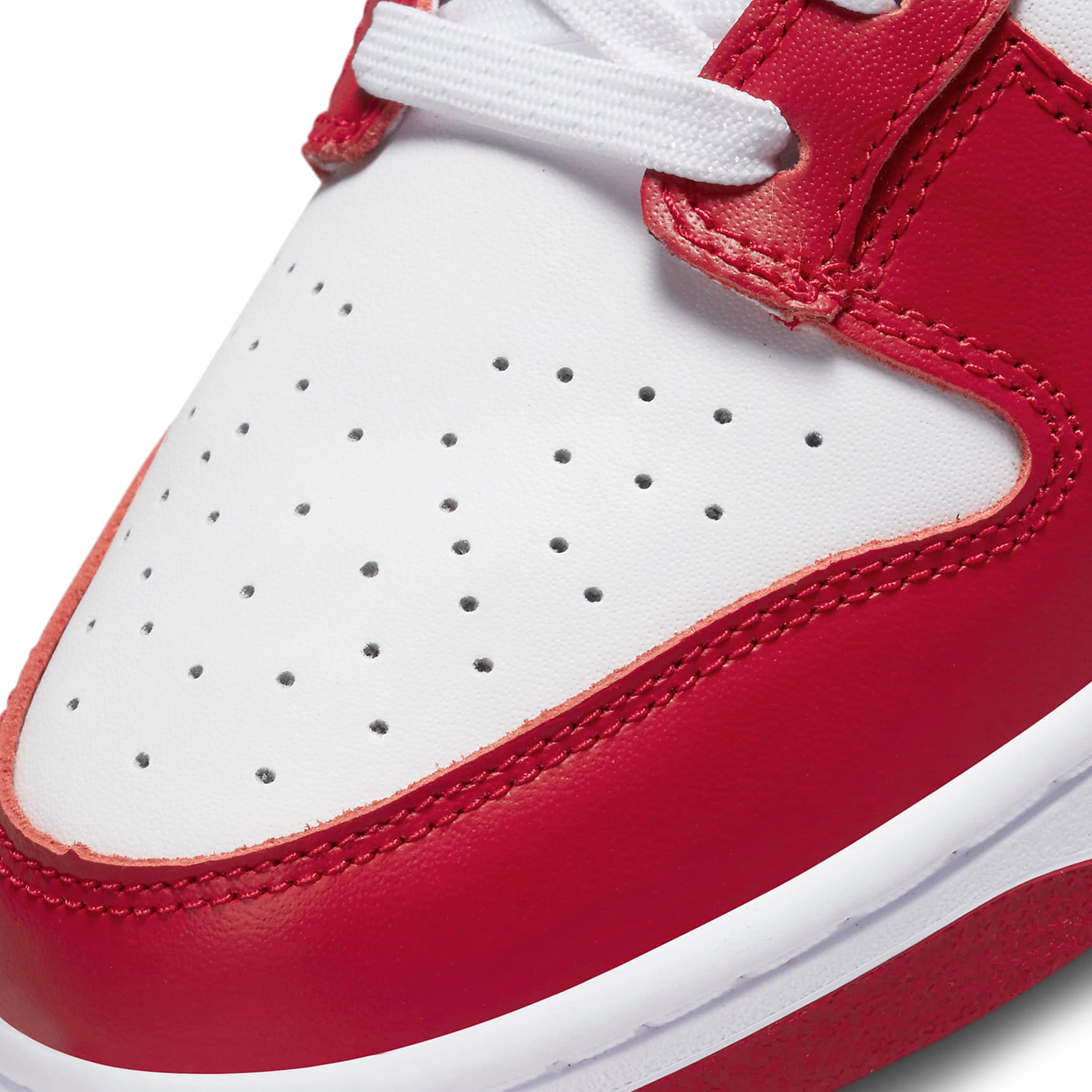 Toe box view of Nike Dunk Low USC DD1391-602