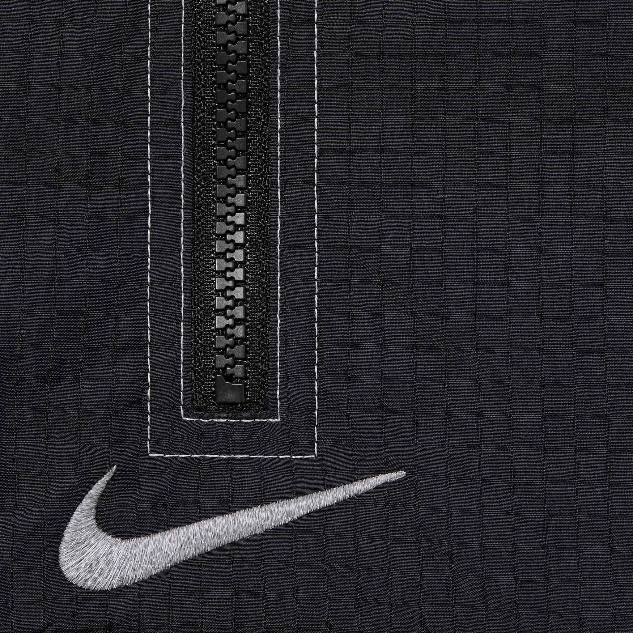 Detail view of Nike Supreme Ripstop Black Pullover