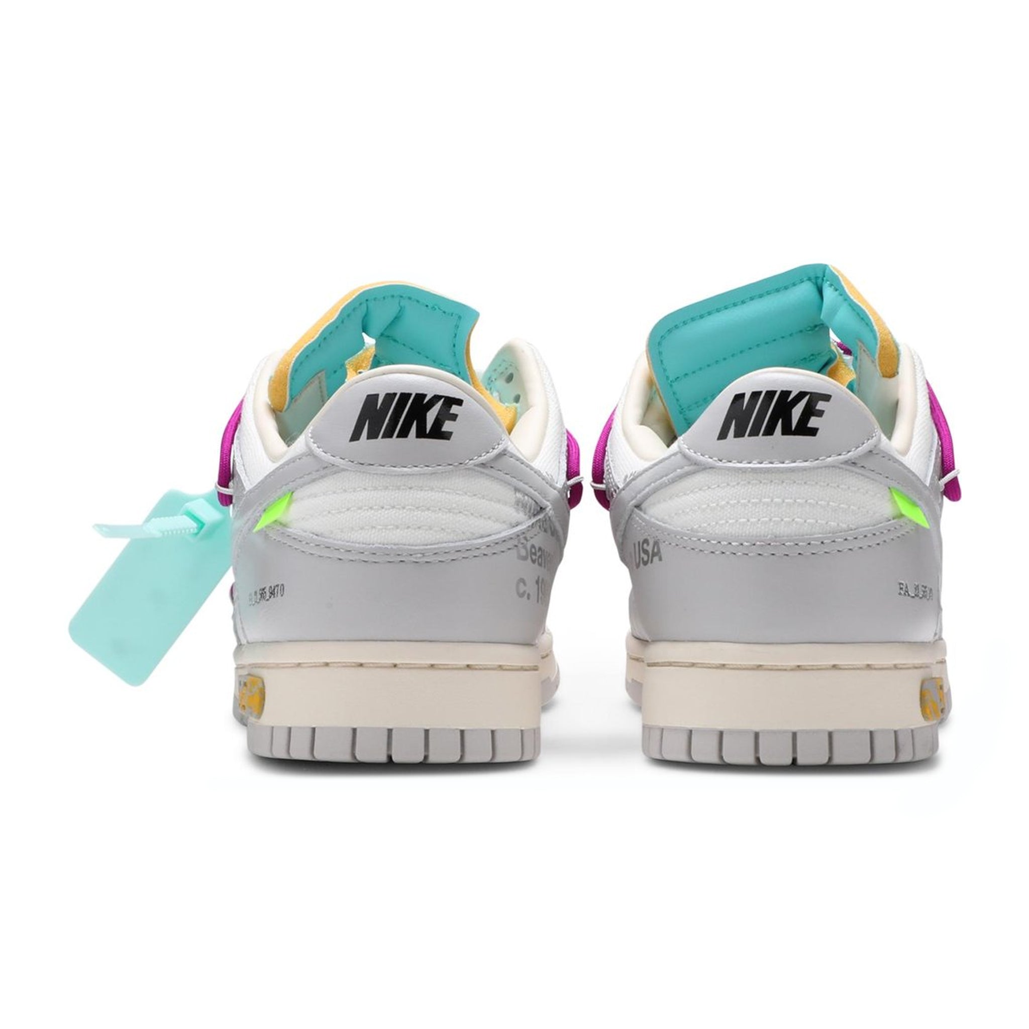 Heel view of Nike x Off White Dunk Low Lot 21 DM1602-100