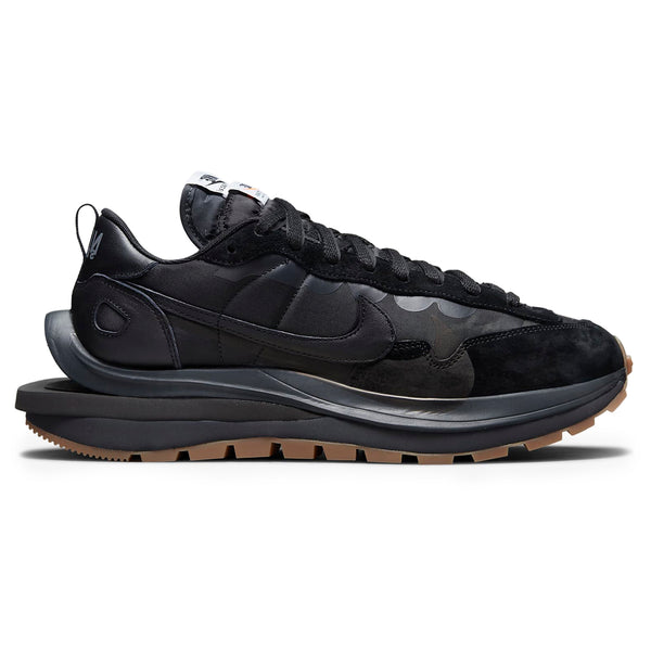 nike-x-sacai-vaporwaffle-black