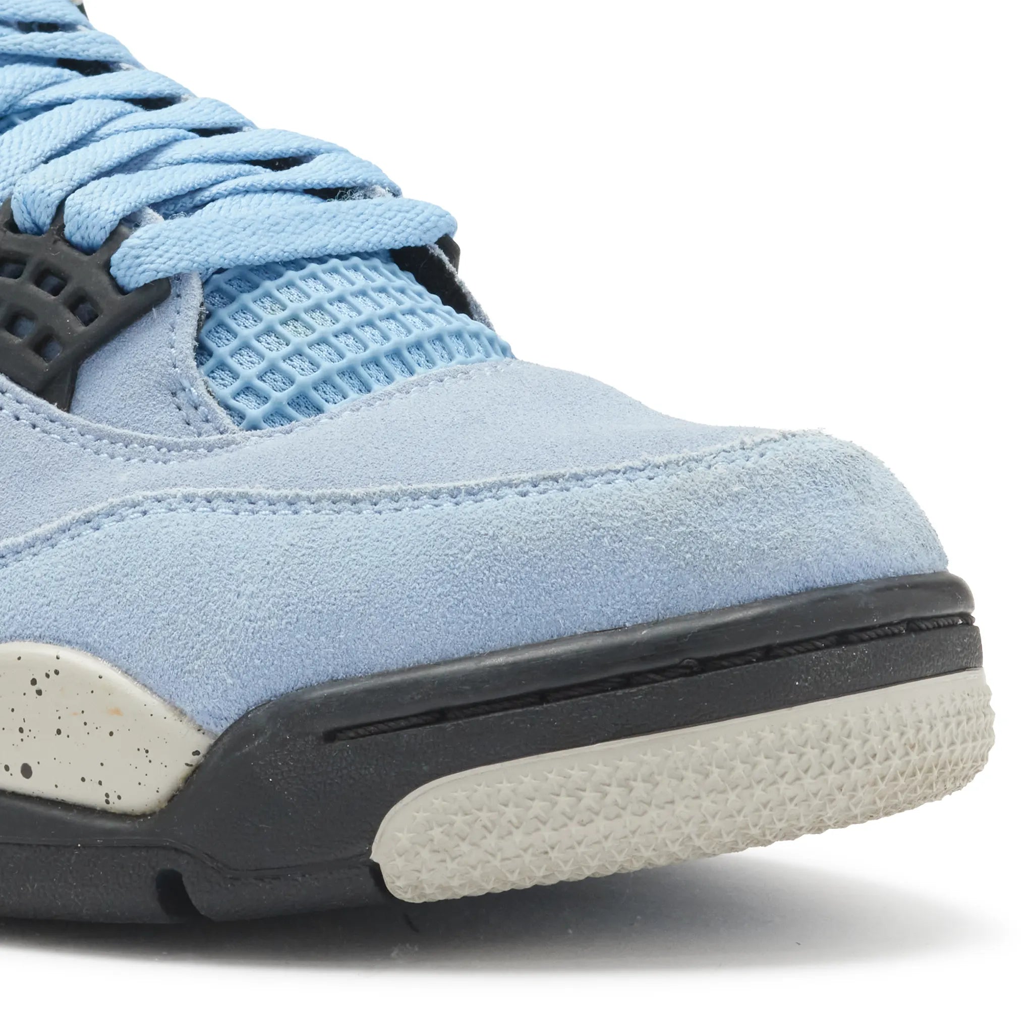 Toe View of Preloved - Air Jordan 4 Retro University Blue CT8527-400