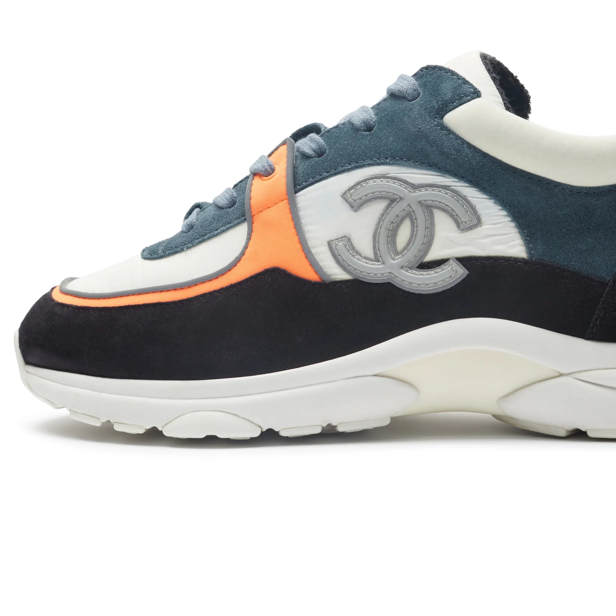 Detailed View of Preloved - Chanel CC Logo Suede Nylon White Orange Blue Sneaker