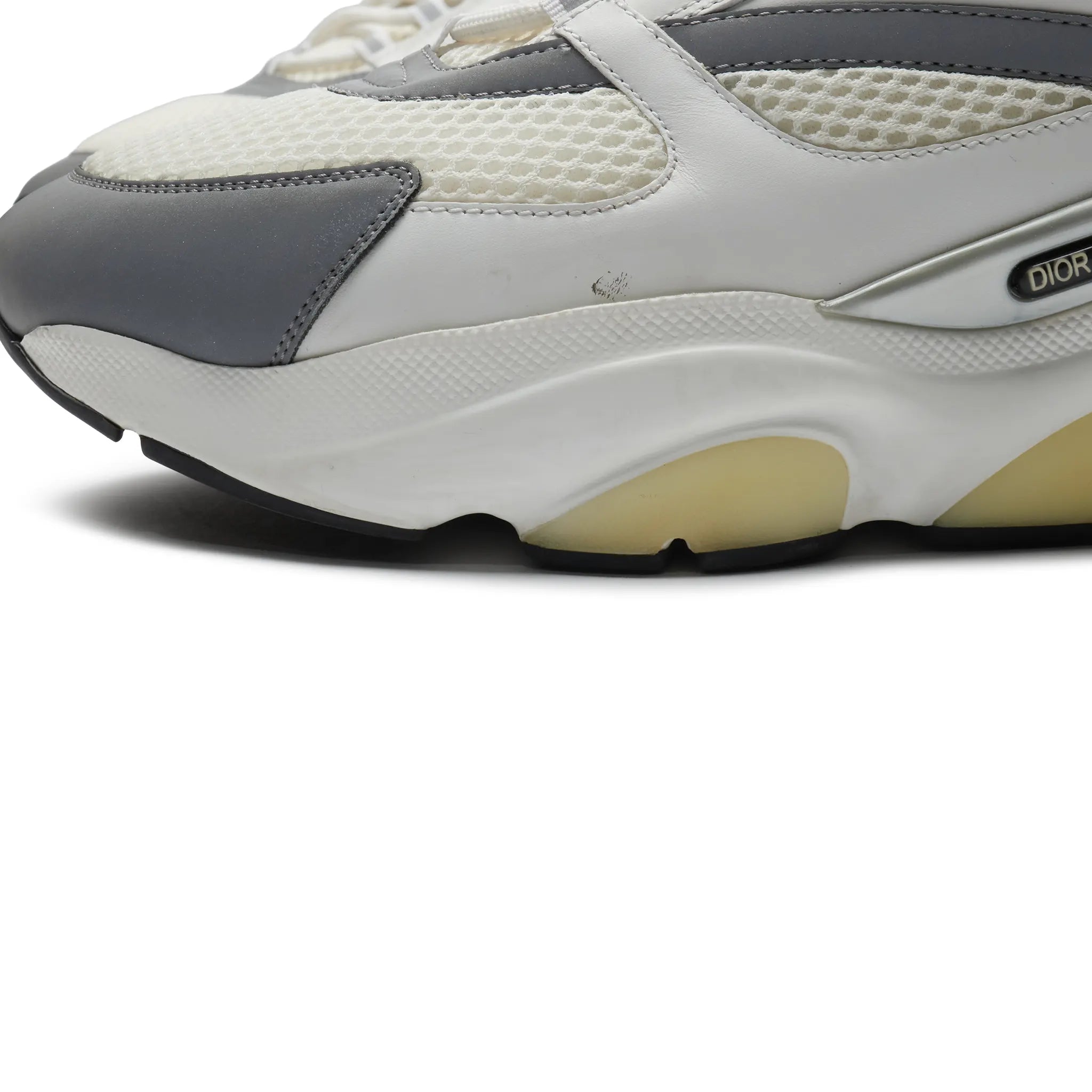 Detailed View of Preloved - Dior B22 White Grey Reflective Calfskin Trainer 3SN231YJG_H000