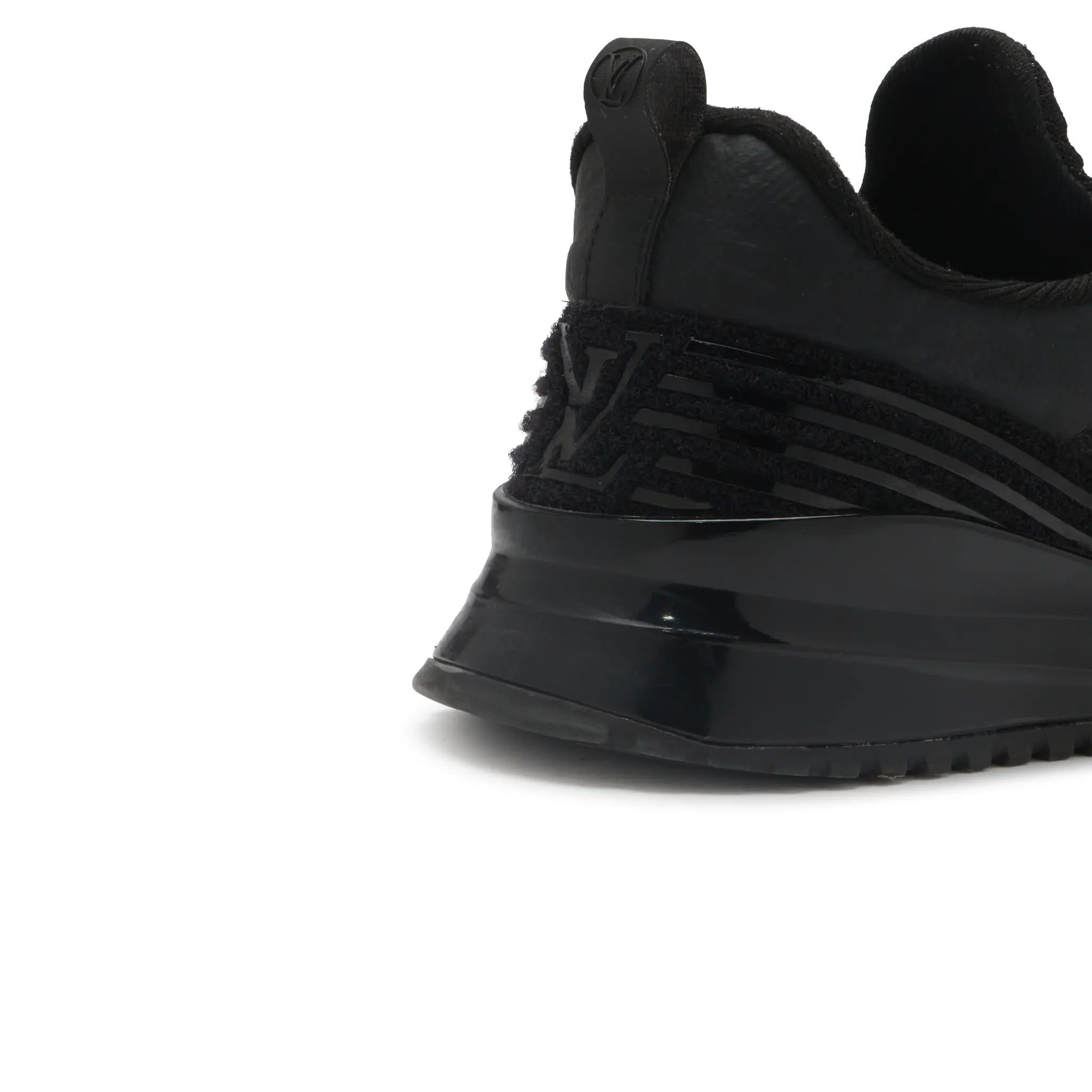 Detailed View of Preloved - Louis Vuitton V.N.R Low Black Knit Sneaker 1A5SBX