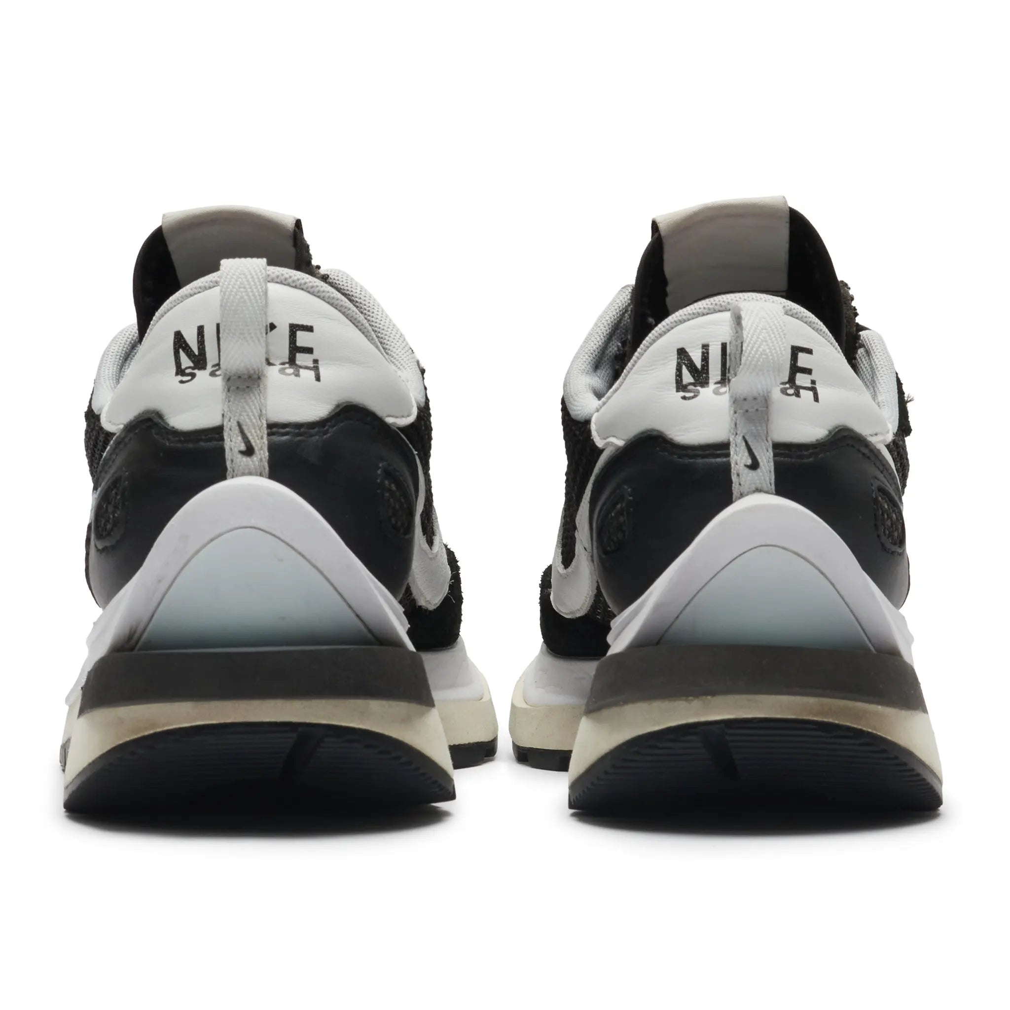 Upper View of Preloved - Nike x Sacai Vaporwaffle Black White Sneaker CV1363-001