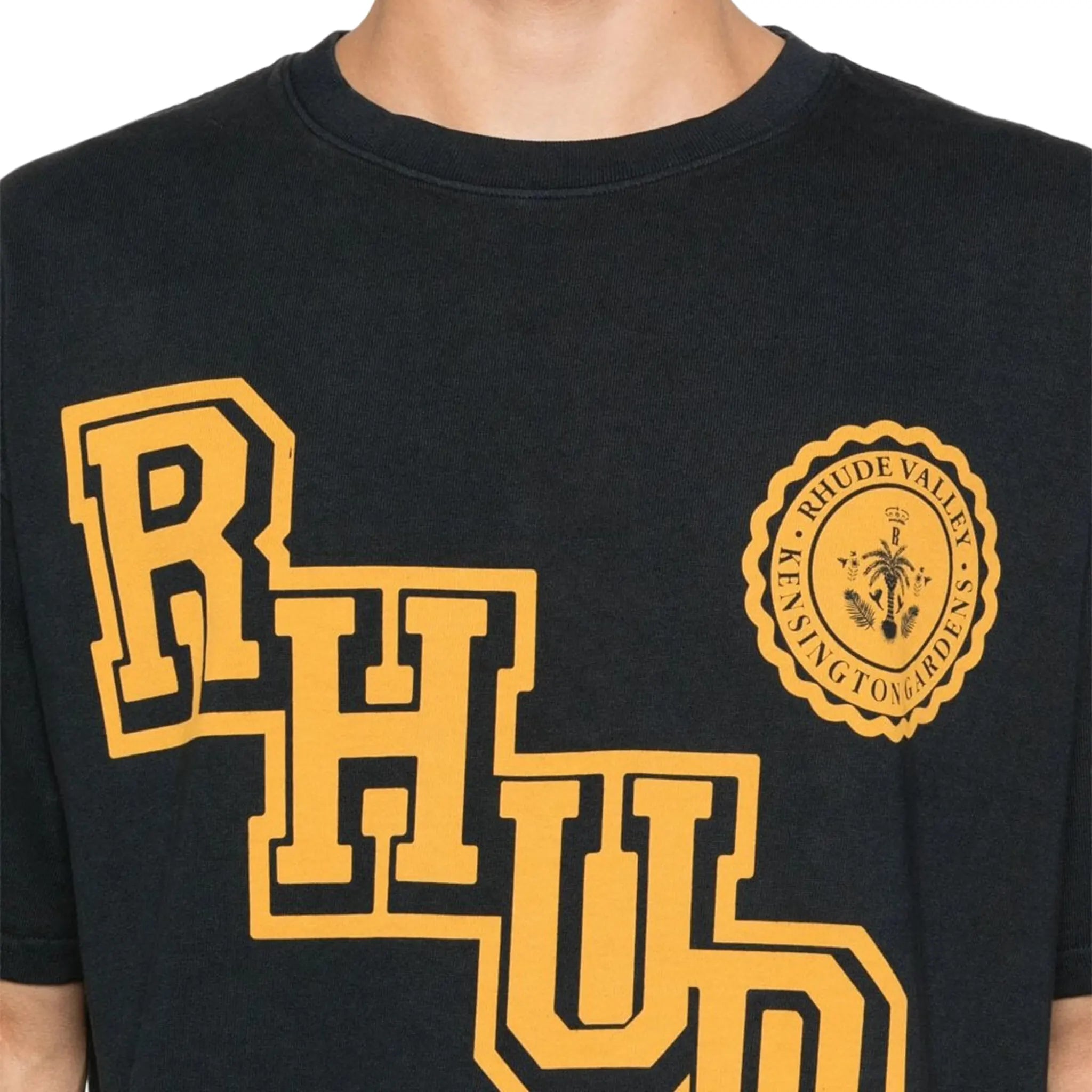 Detailed View of Rhude Collegiate Crest Black T Shirt  RHPF25TT05012