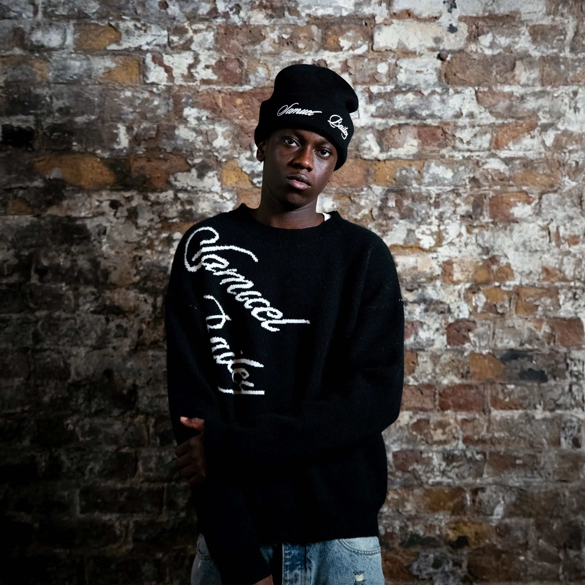 Model Samuel Bailey Signature Black Sweatshirts  50072757469507