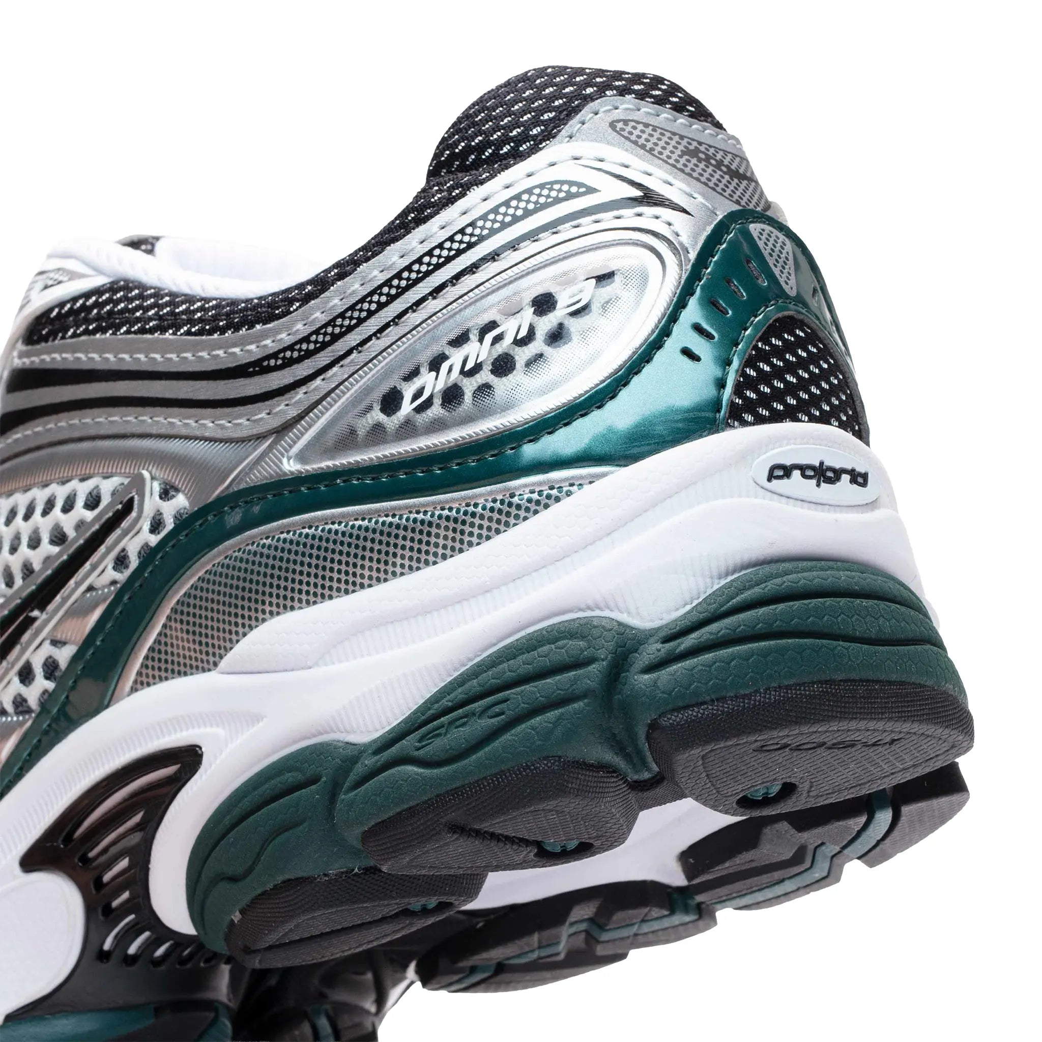 Detailed View of Saucony Progrid Omni 9 White Pine Green S70739-56