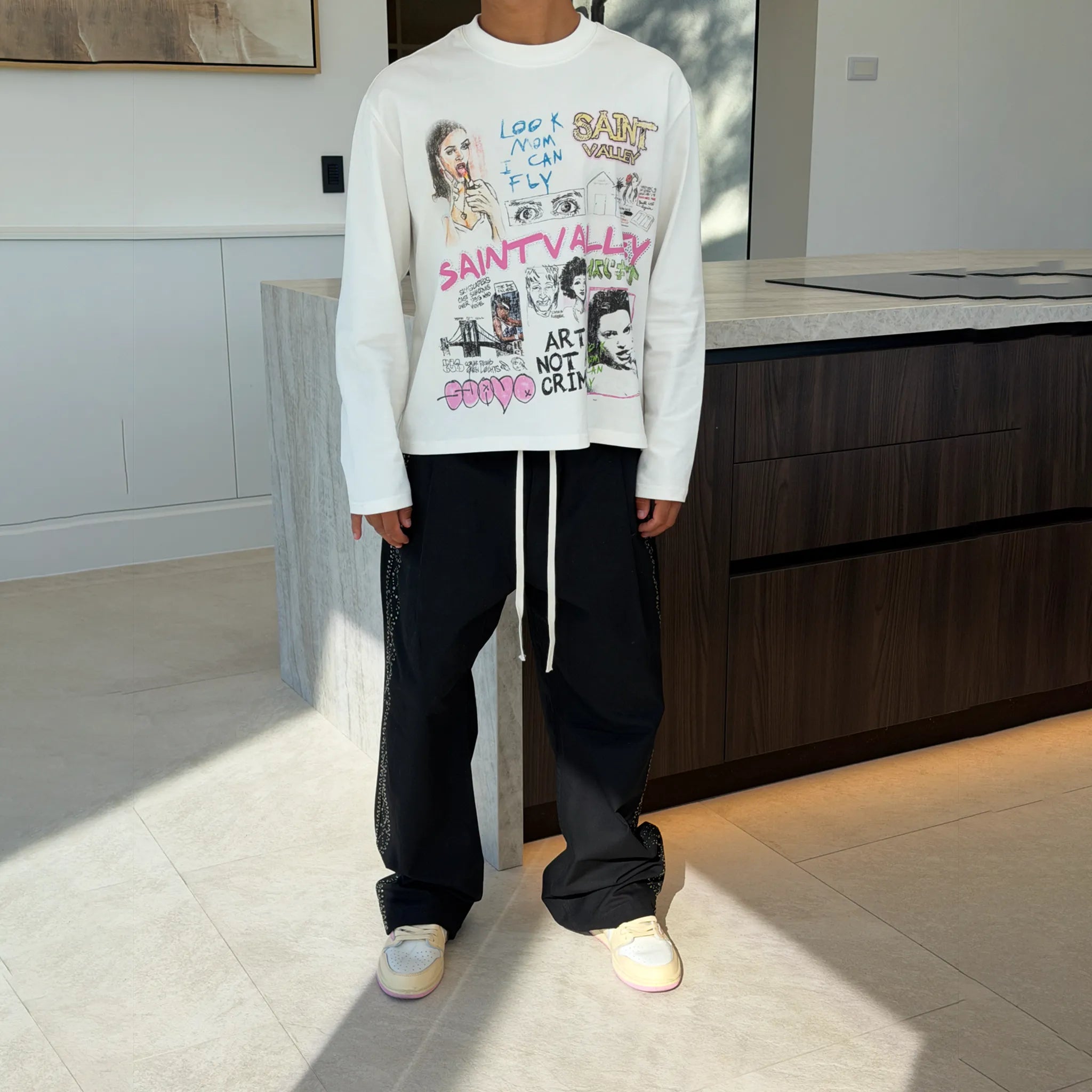 Front View of Suavo London Stud Pleated Black Sweatpants