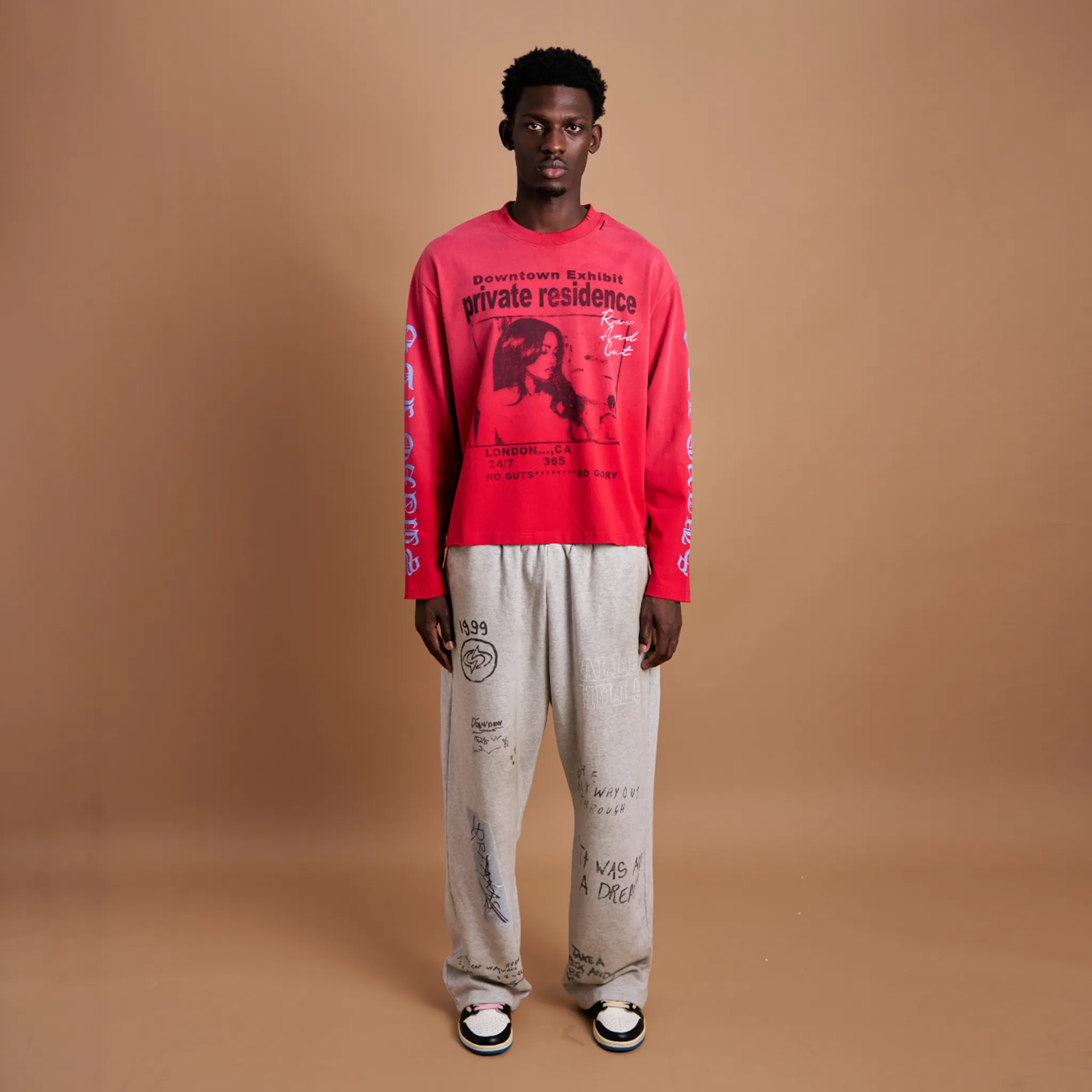 Front View of Suavo London Valley Hills Grey Sweatpants