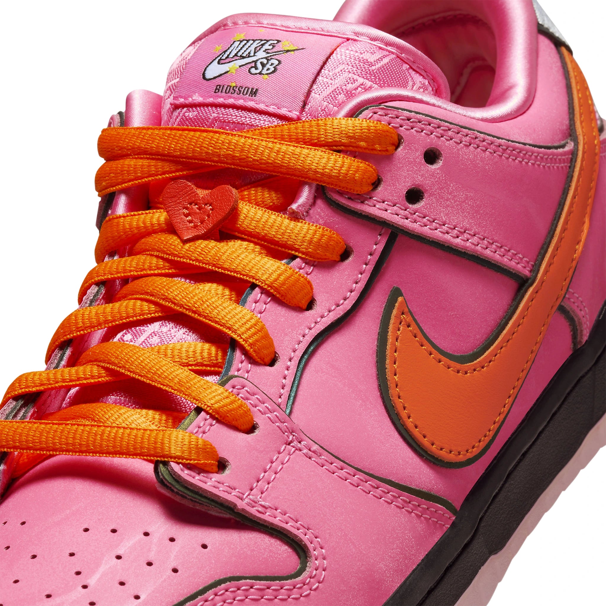 Tongue view of The Powerpuff Girls x Nike SB Dunk Low Blossom FD2631-600