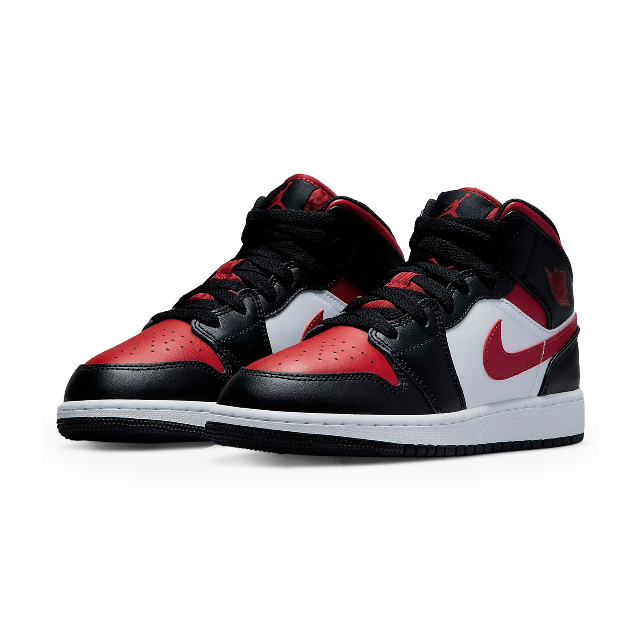 Front side view of Air Jordan 1 Mid Black Fire Red (GS) 554725-079