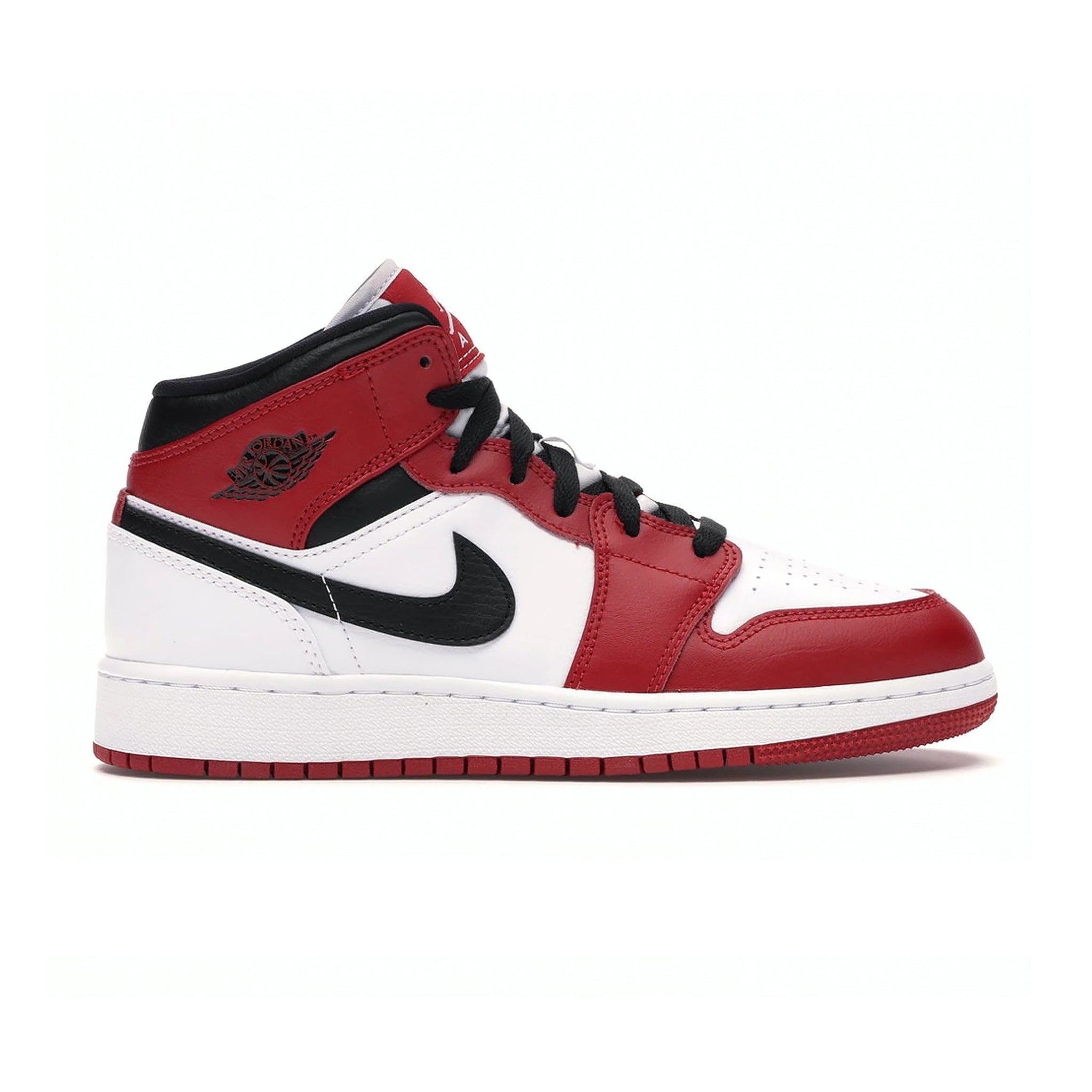 Side view of Air Jordan 1 Mid Chicago 2020 (GS) 554725-173